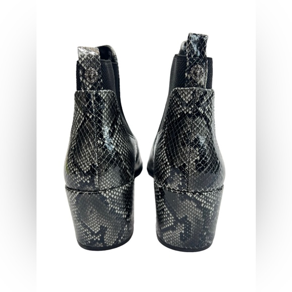 Anne Klein Size 6M Women’s Parson Block-Heel Ankle Boot Shoes Grey Animal Print - Picture 4 of 10